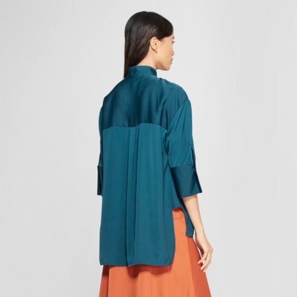 Who What Wear | Oversized Silky Tunic Top - Picture 2 of 8